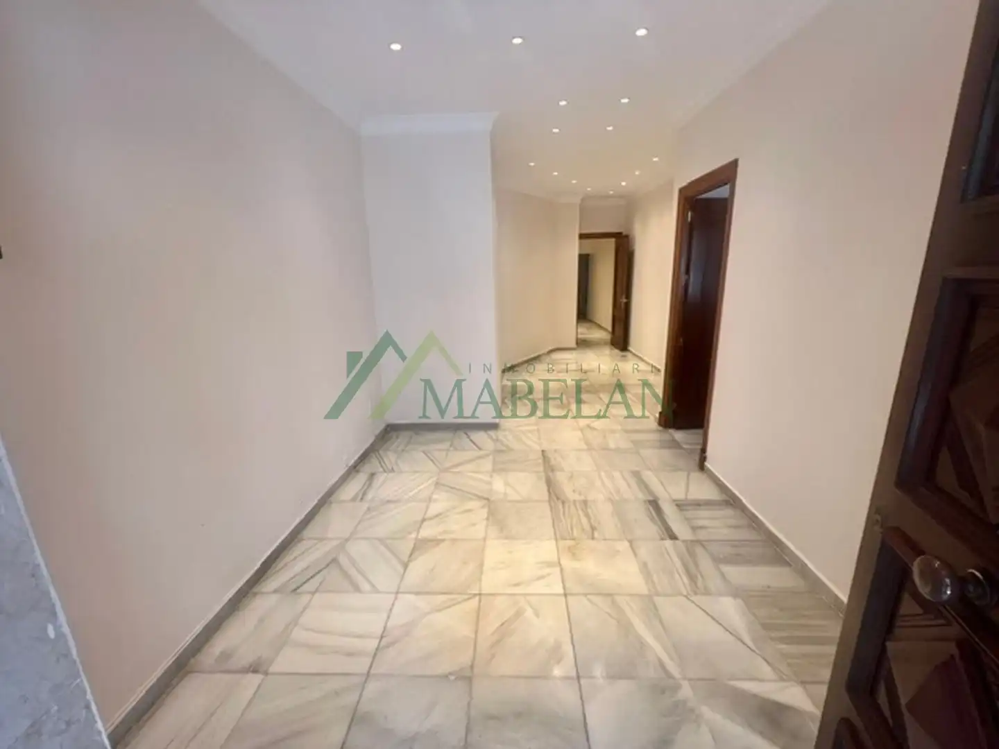 Office for rent in Jerez de la Frontera  with Heating