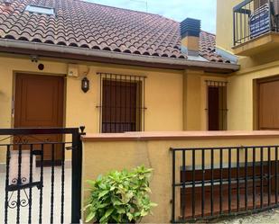 Exterior view of Flat for sale in Donostia - San Sebastián   with Heating, Terrace and Oven
