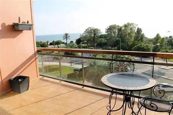 Terrasse von Dachboden zur Miete in Cambrils mit Klimaanlage, Terrasse und Möbliert