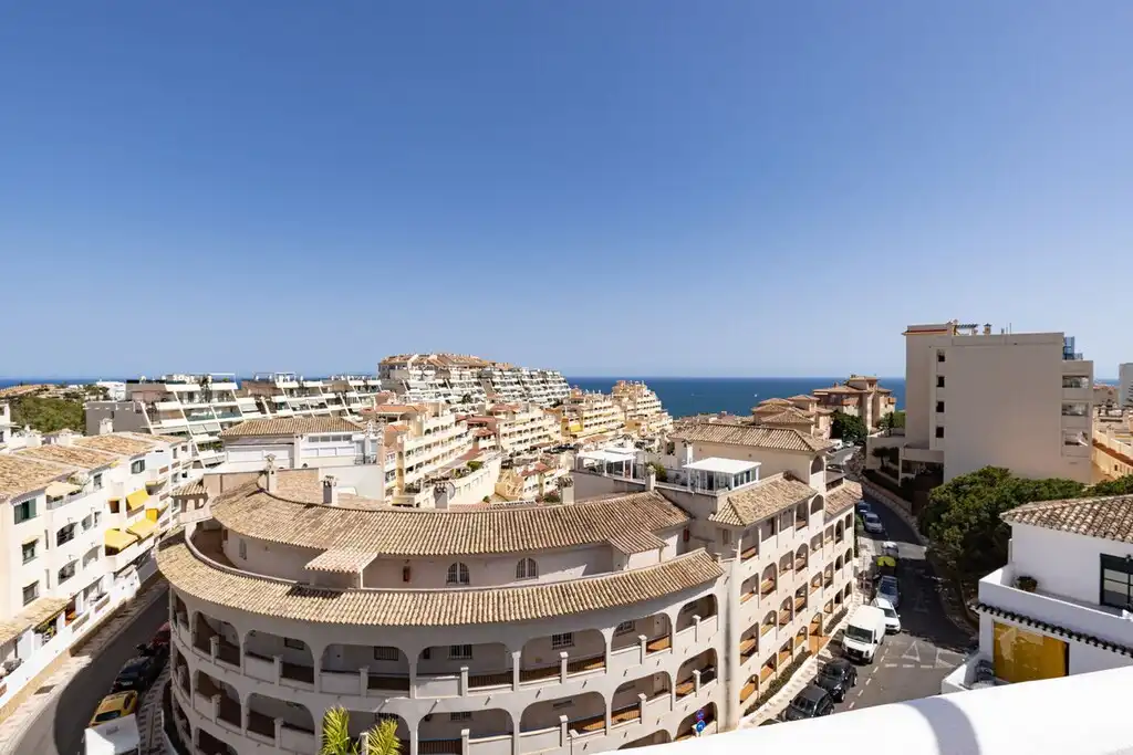 Àtic amb piscina en venda a Torrequebrada, imagen 2