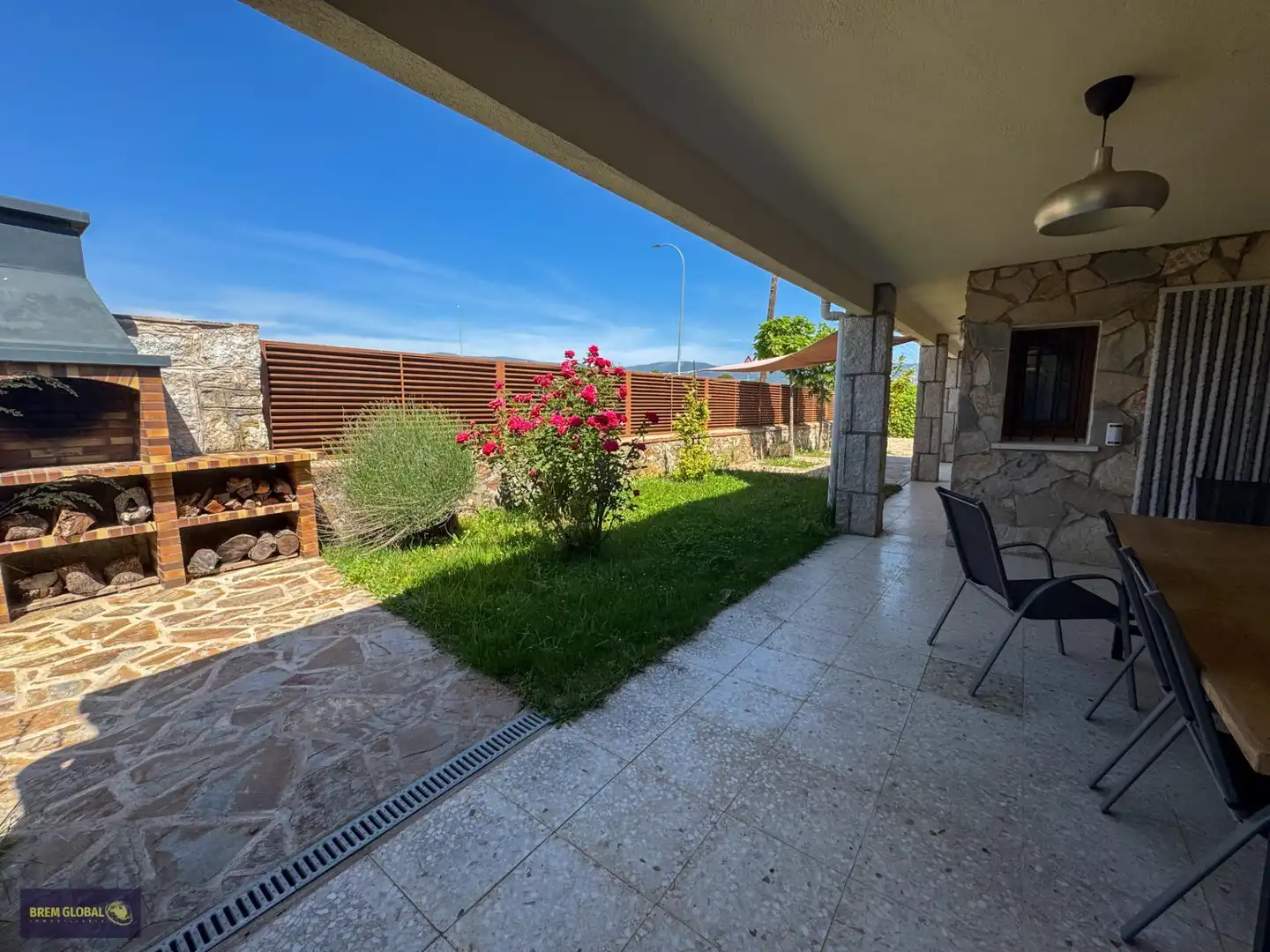 Terraza de Casa o chalet en venta en Buitrago del Lozoya con Calefacción, Jardín privado y Terraza