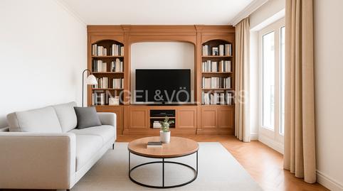 Foto 5 de Apartament en venda a Barrio del Nervión, Sevilla