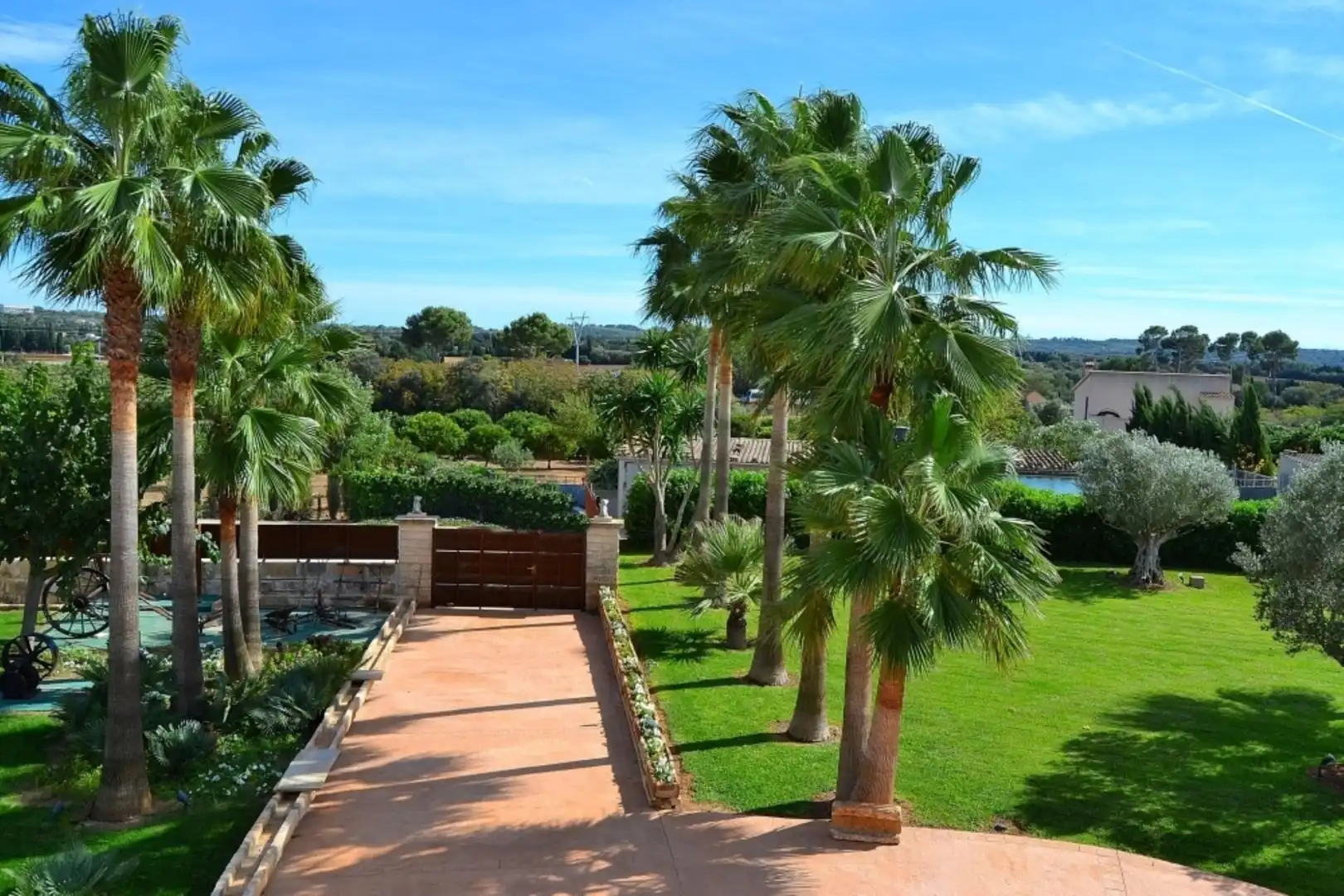 Jardí de Finca rústica de lloguer en Muro amb Aire condicionat, Calefacció i Jardí privat