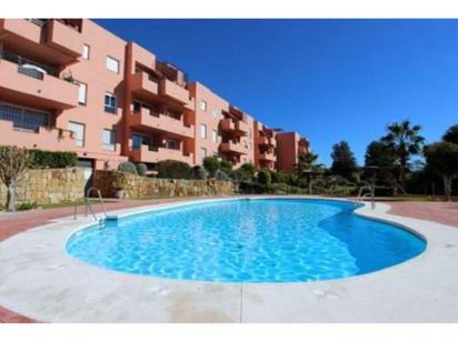 Piscina de Apartament en venda en Manilva amb Aire condicionat i Terrassa