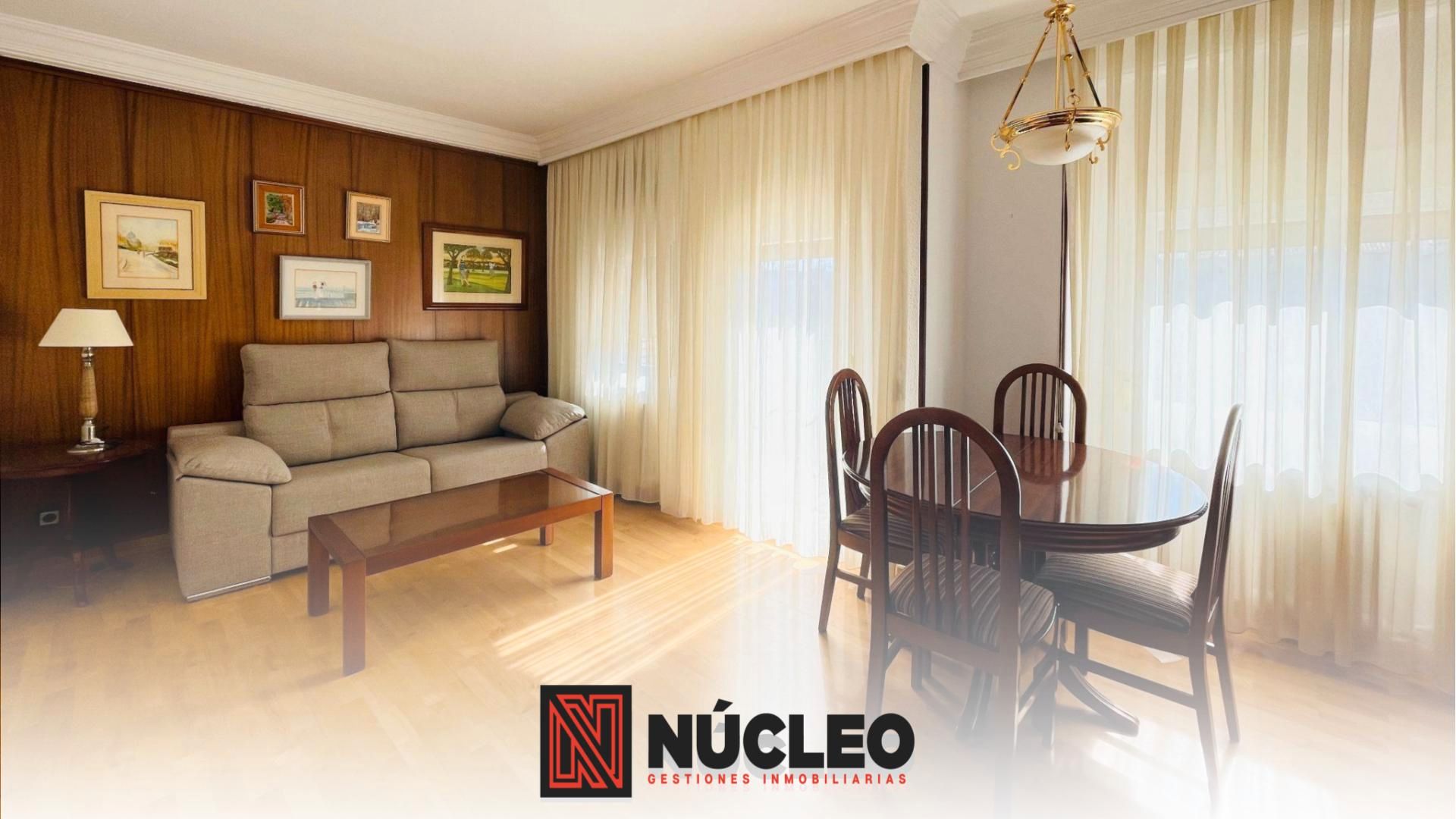 Living room of Flat for sale in  Zaragoza Capital  with Air Conditioner, Heating and Parquet flooring