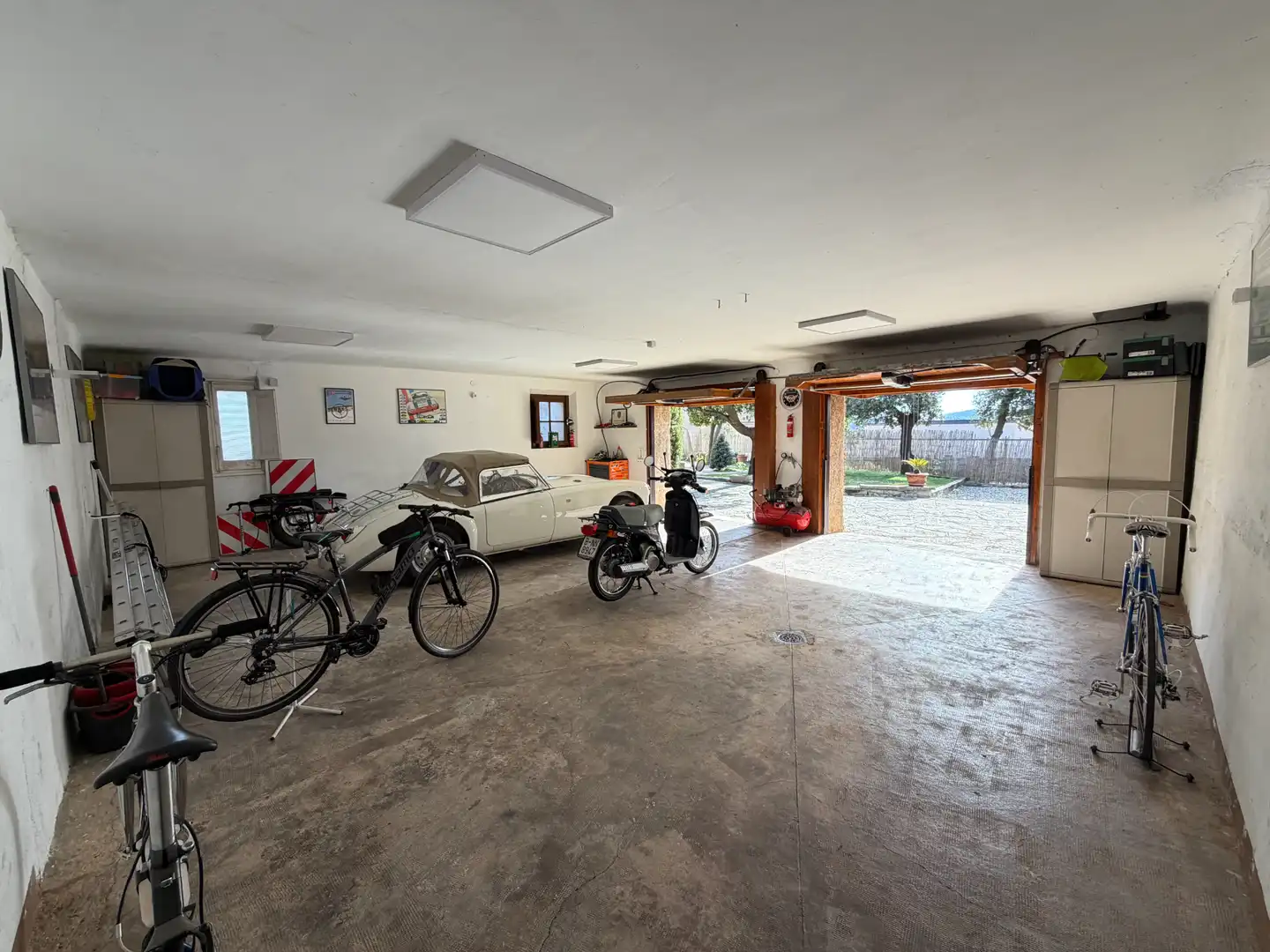 Parking de Finca rústica en venta en Moià con Calefacción, Jardín privado y Parquet