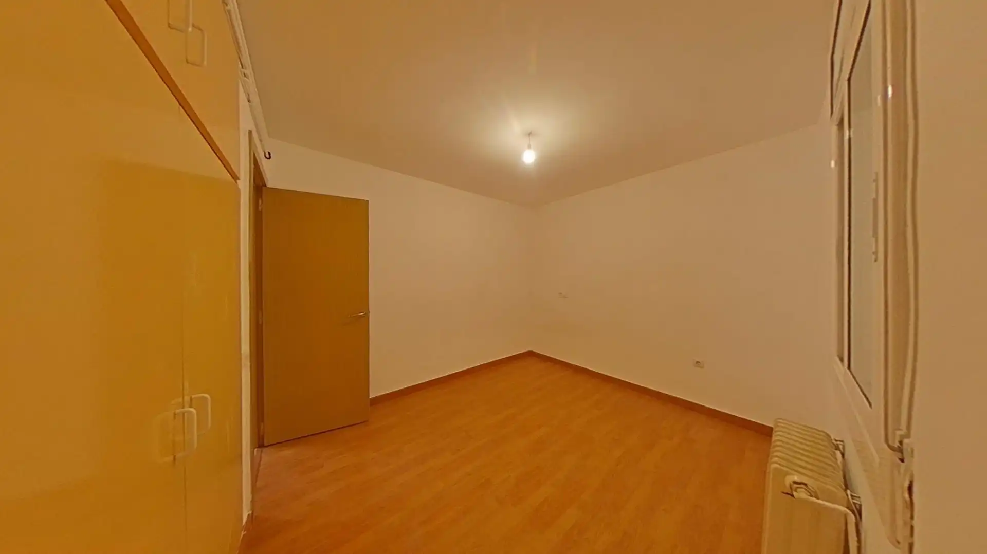 Flat for sale in Terrassa  with Heating