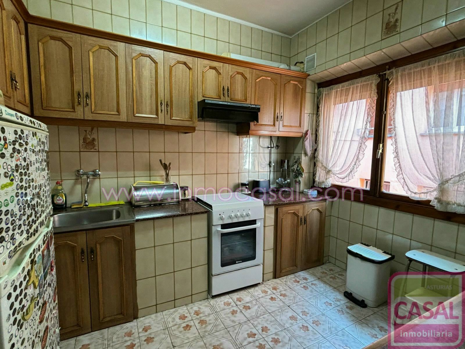 Kitchen of Flat for sale in Langreo  with Heating and Storage room