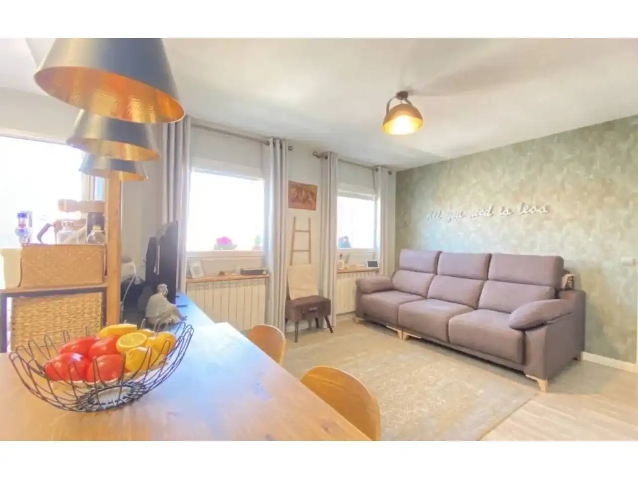 Living room of Flat for sale in Cornellà de Llobregat