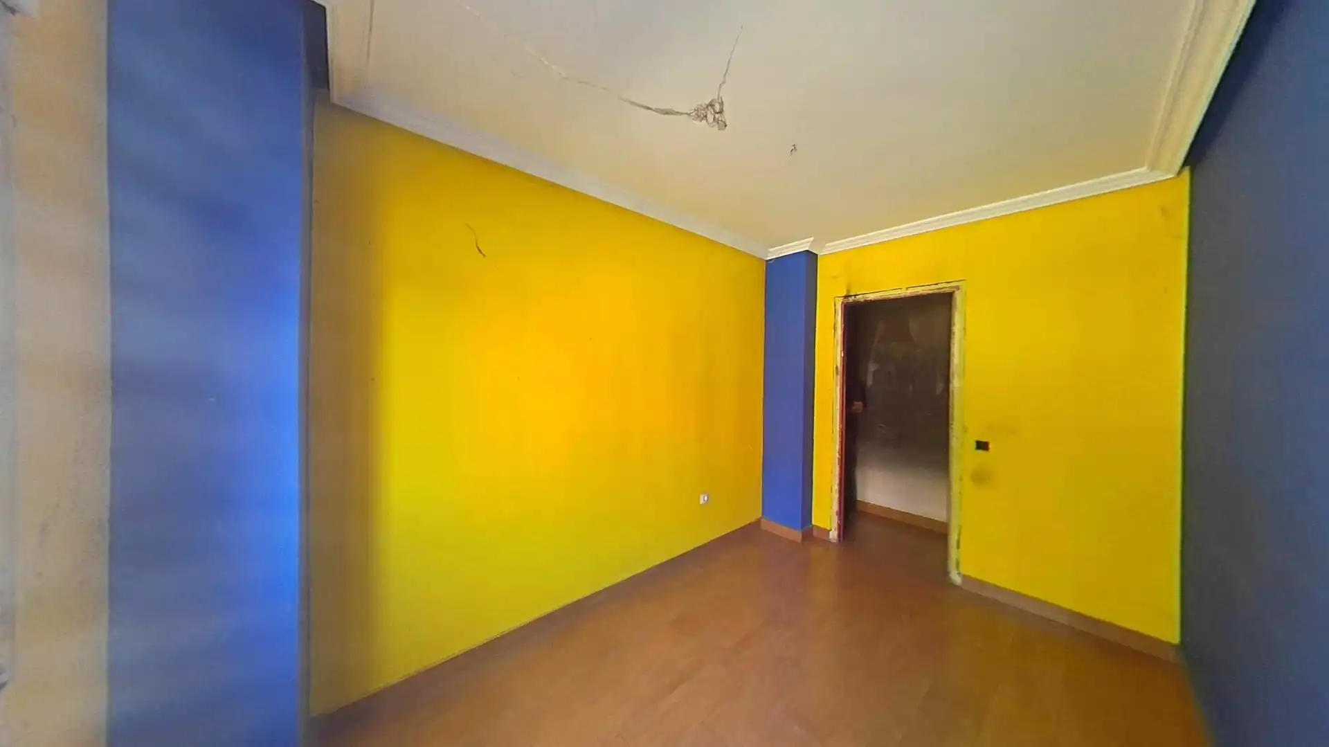 Bedroom of Flat for sale in Cáceres