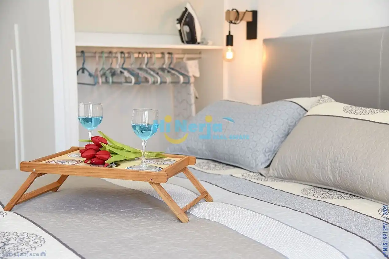 Habitación de Casa o chalet en venta en Nerja con Terraza y Horno
