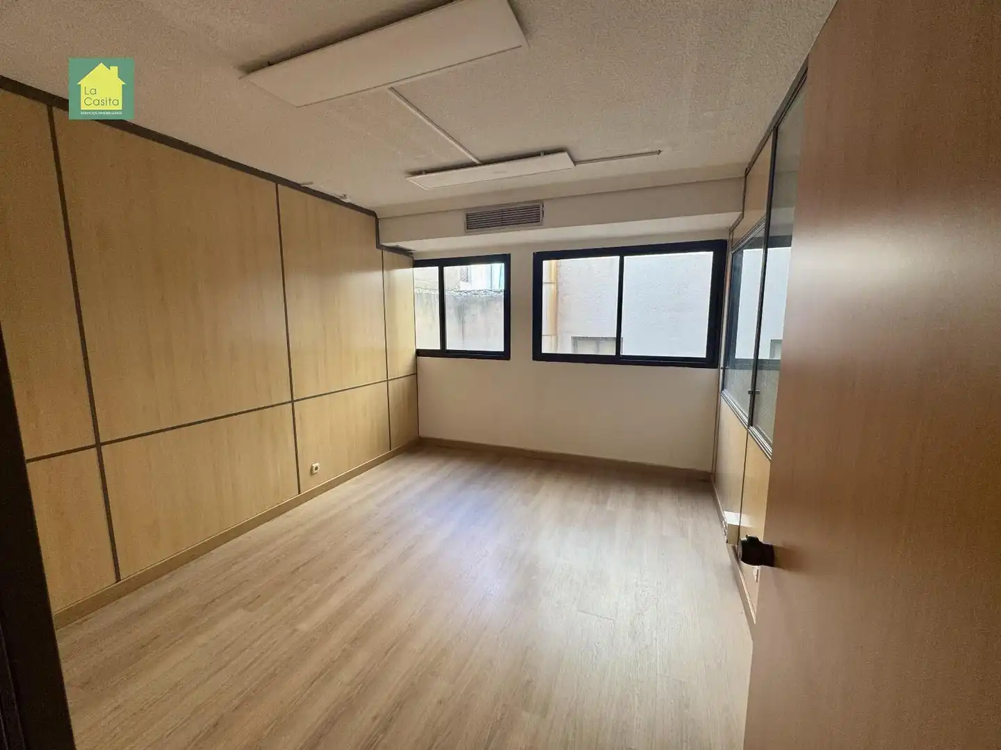 Oficina de alquiler en Albacete