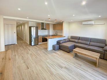 Flat with balcony for sale in Avenida ALCOY 77