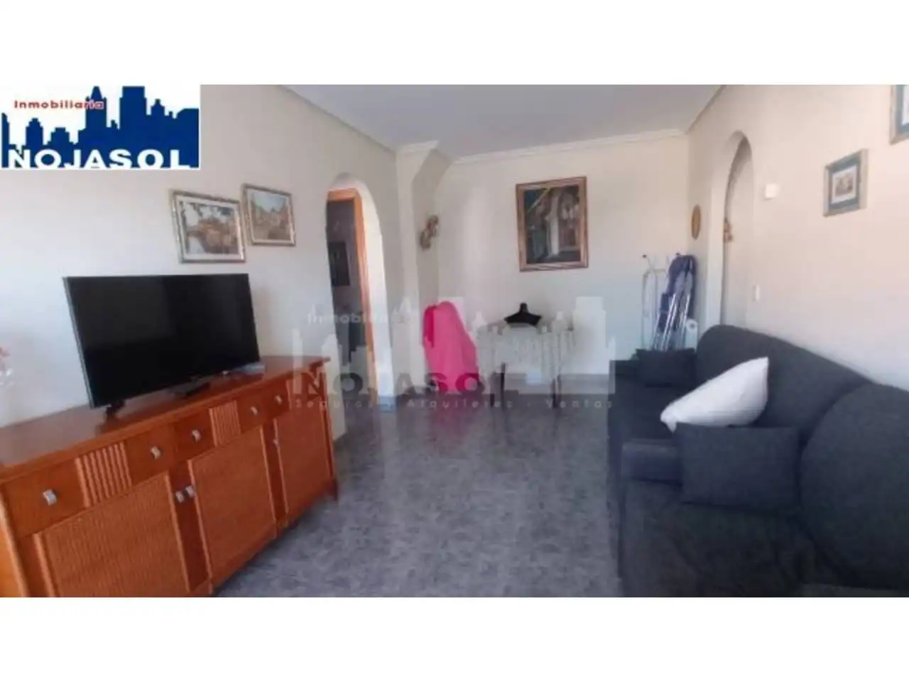 Sala de estar de Apartamento de alquiler en Noja con Calefacción, Terraza y Amueblado