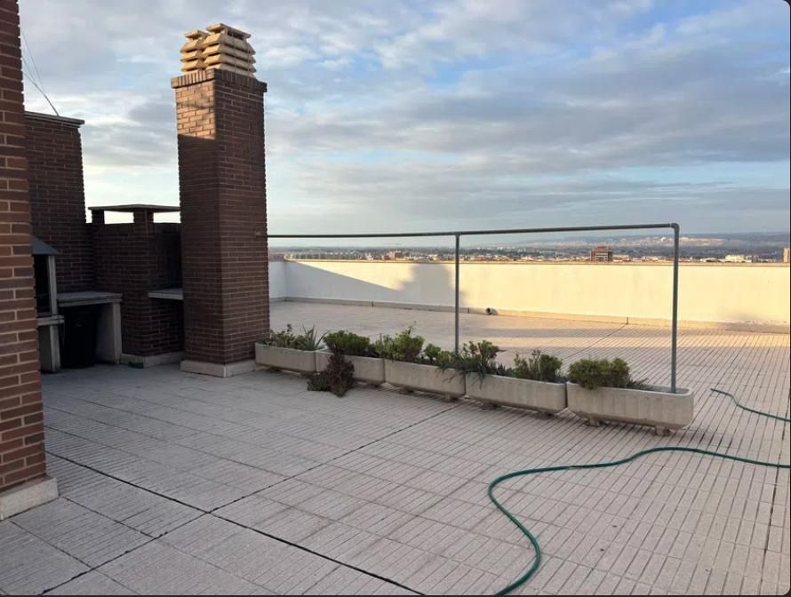 Terrassa de Pis en venda en  Zaragoza Capital amb Calefacció i Traster