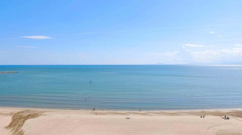 Apartamento reformado situado en primera línea de playa en la zona de el Racó de Cullera.br El inmueble dispone de dos dormitorios, imagen 3