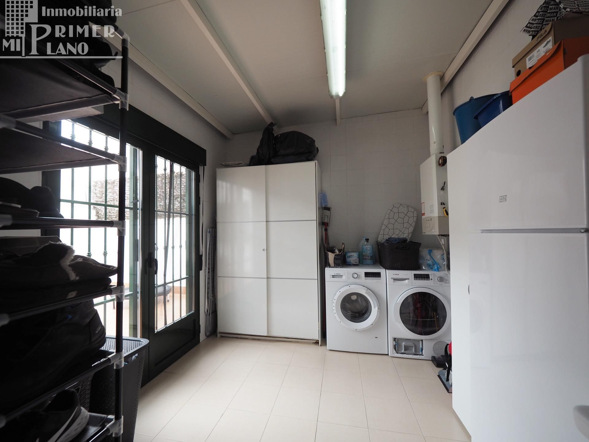 Planta baja for sale in Tomelloso  with Air Conditioner, Heating and Storage room