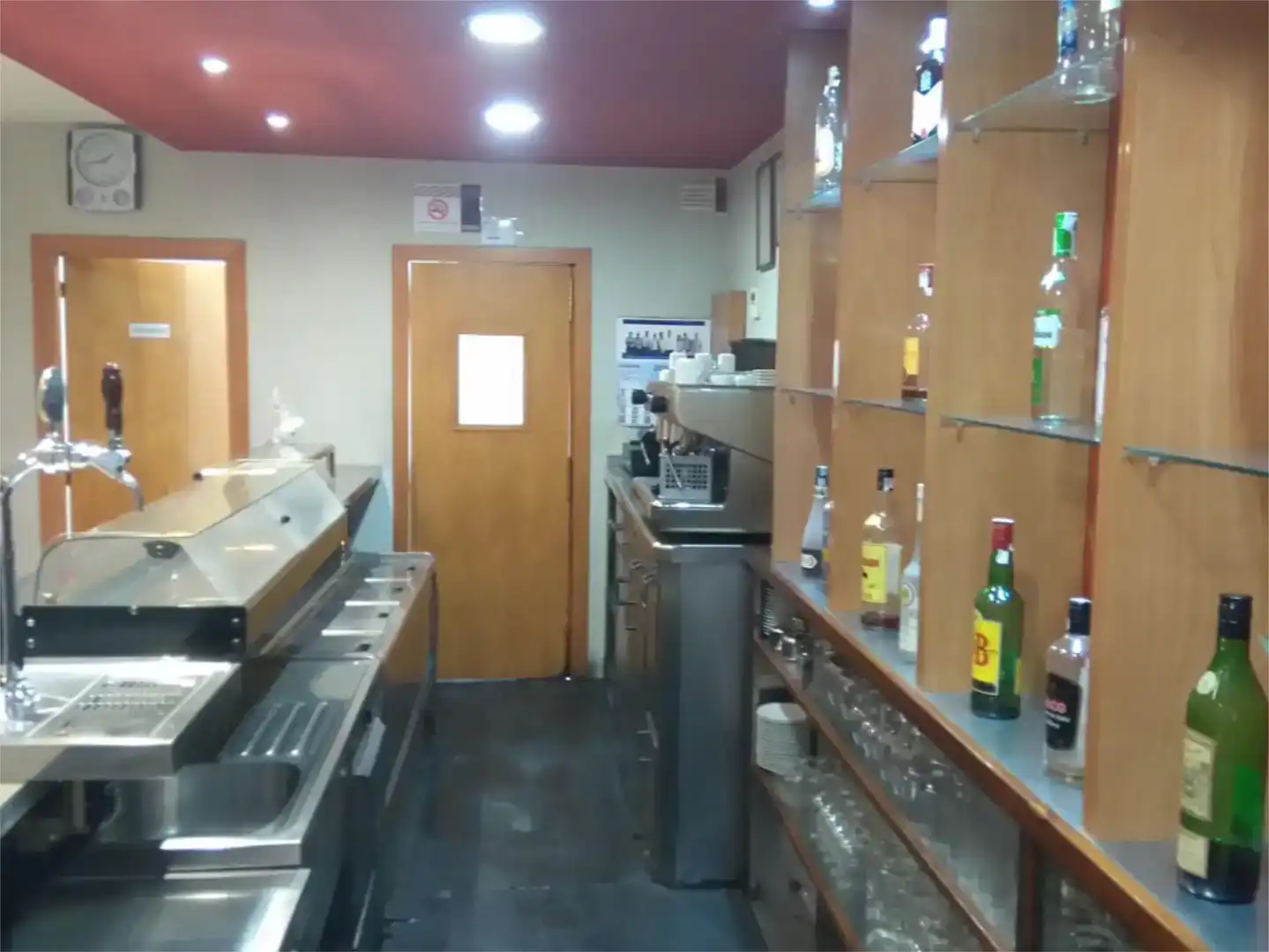 Kitchen of Commercial properties for rent in Jaca  with Air Conditioner
