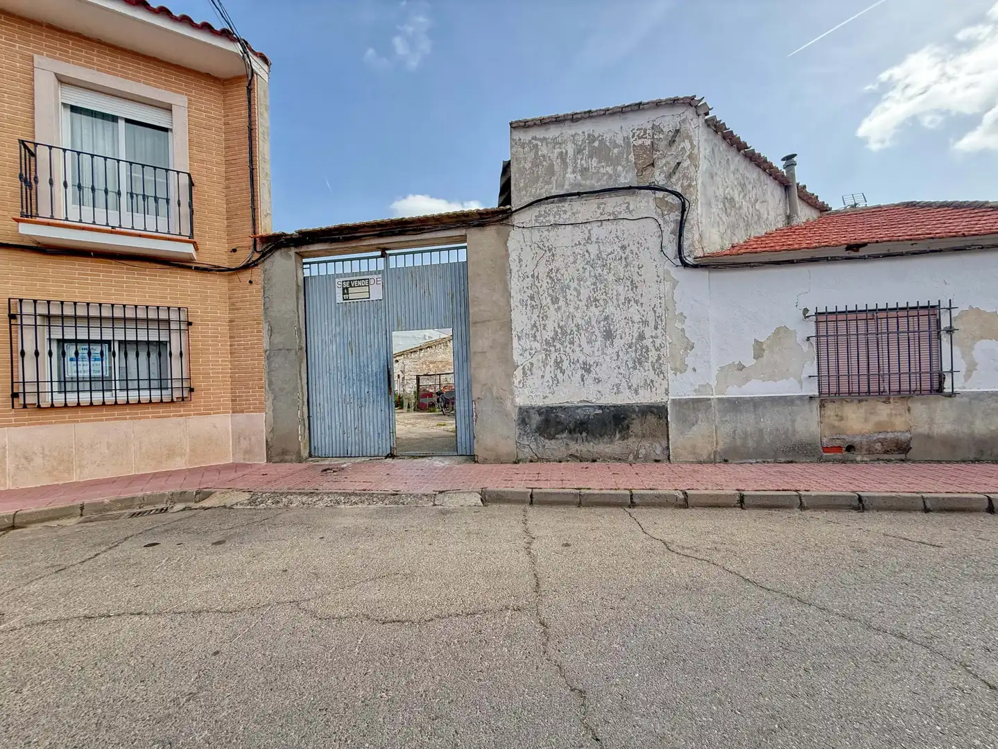 Vista exterior de Casa o chalet en venta en Carrión de Calatrava con Calefacción