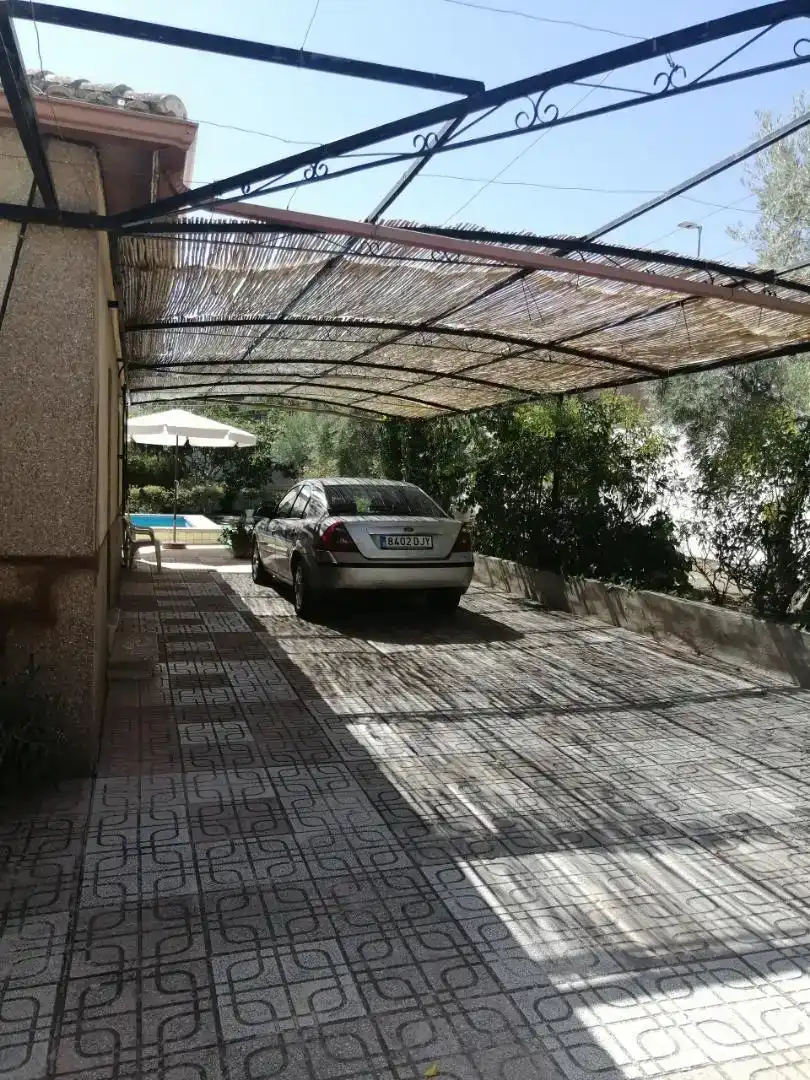 Aparcament de Casa o xalet en venda en Valdeastillas - Fuentezuelas