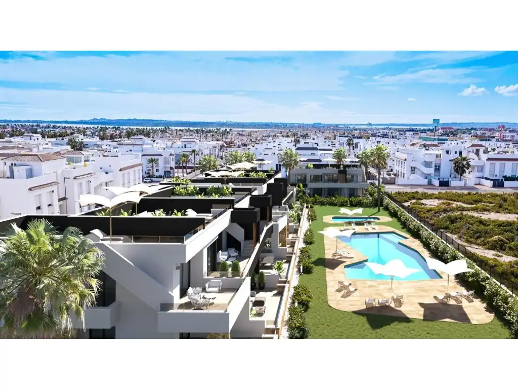 Bungalow con piscina en venta en Ciudad Quesada, imagen 6