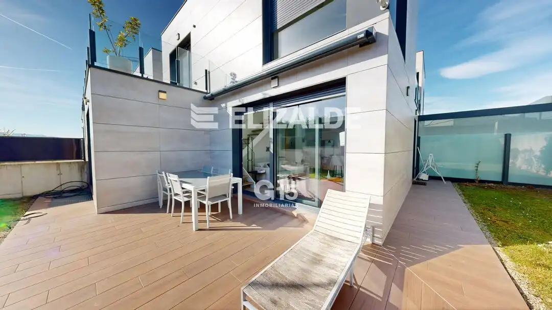 Terraza de Casa o chalet en venta en Donostia - San Sebastián  con Calefacción, Jardín privado y Terraza