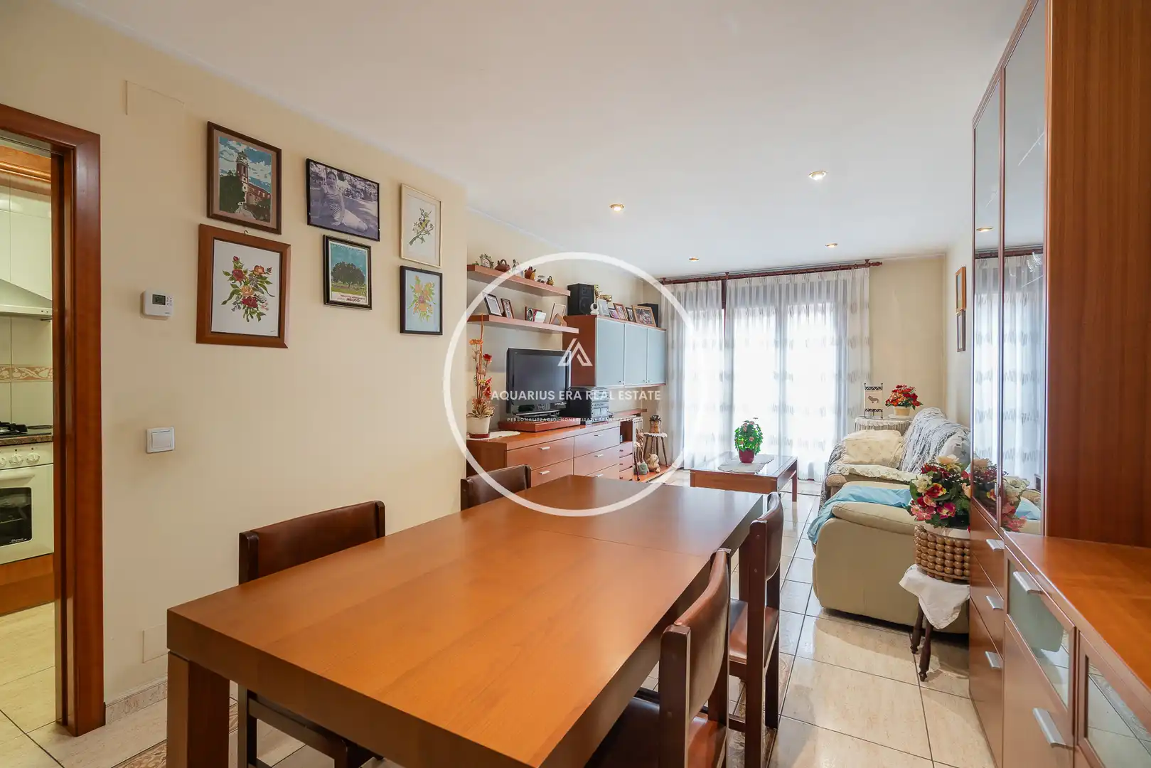 Vista exterior de Piso en venta en Torelló con Calefacción, Terraza y Amueblado