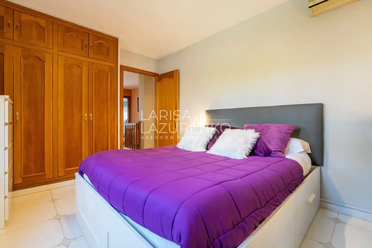 Dormitori de Casa o xalet en venda en Tarragona amb Aire condicionat, Calefacció i Jardí privat