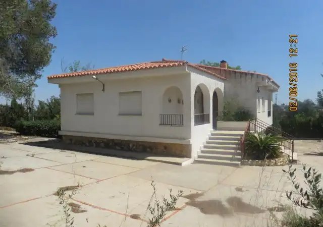 Vista exterior de Piso en venta en Torrent