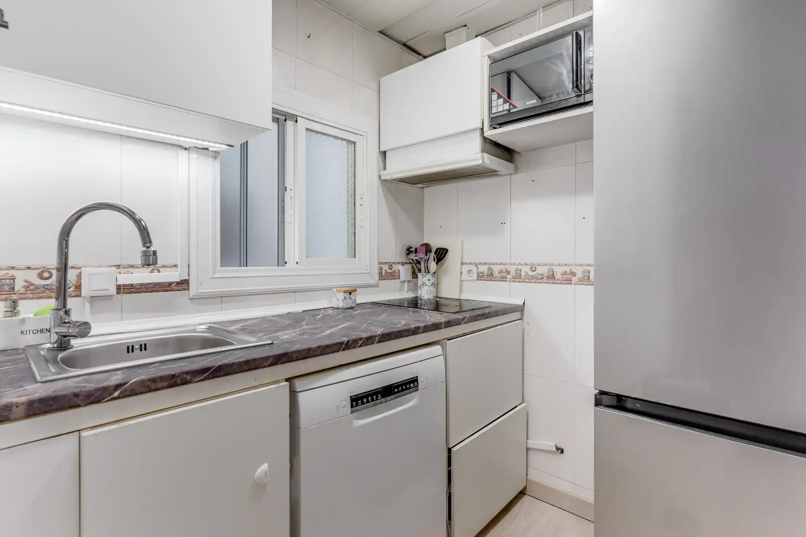 Cocina de Piso en venta en Barcelona con Calefacción