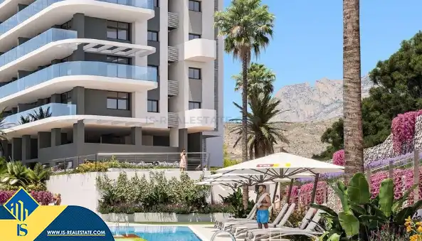 Apartament amb piscina en venda a Via Parque