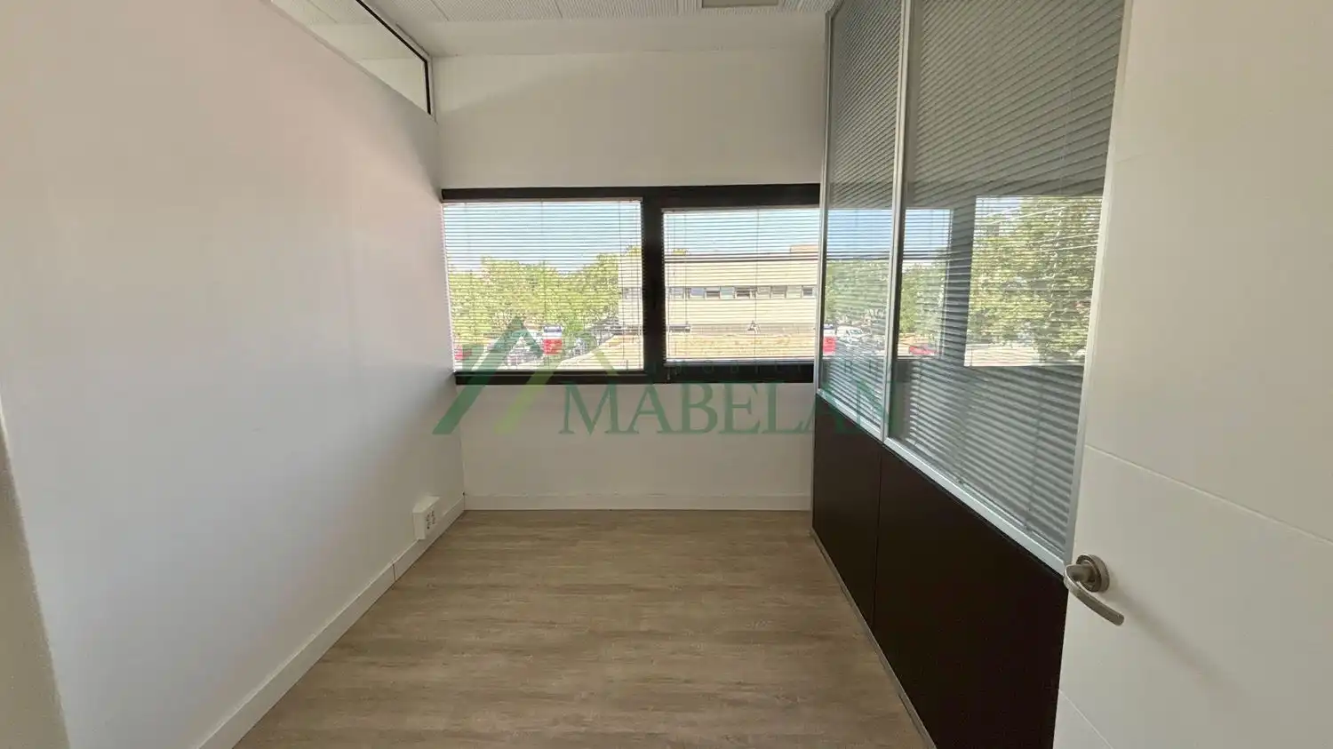 Büro mit Aufzug zur Miete in Europolis, imagen 12