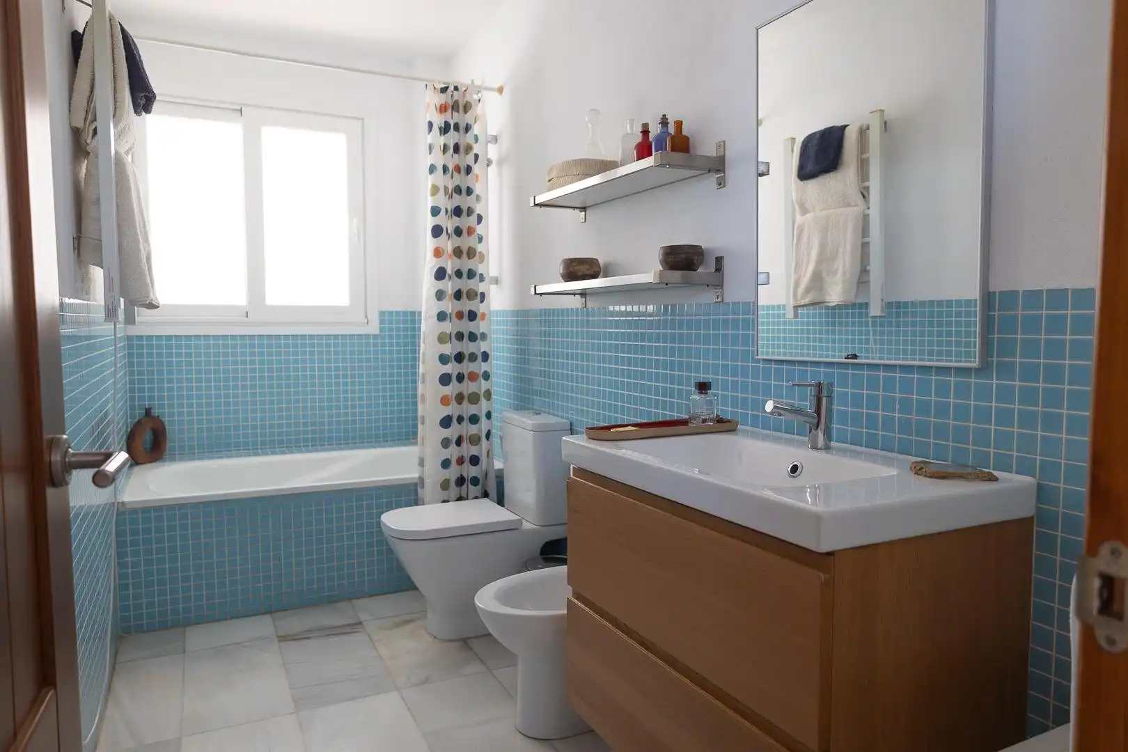 Bany de Casa o xalet en venda en Rincón de la Victoria amb Aire condicionat, Jardí privat i Terrassa