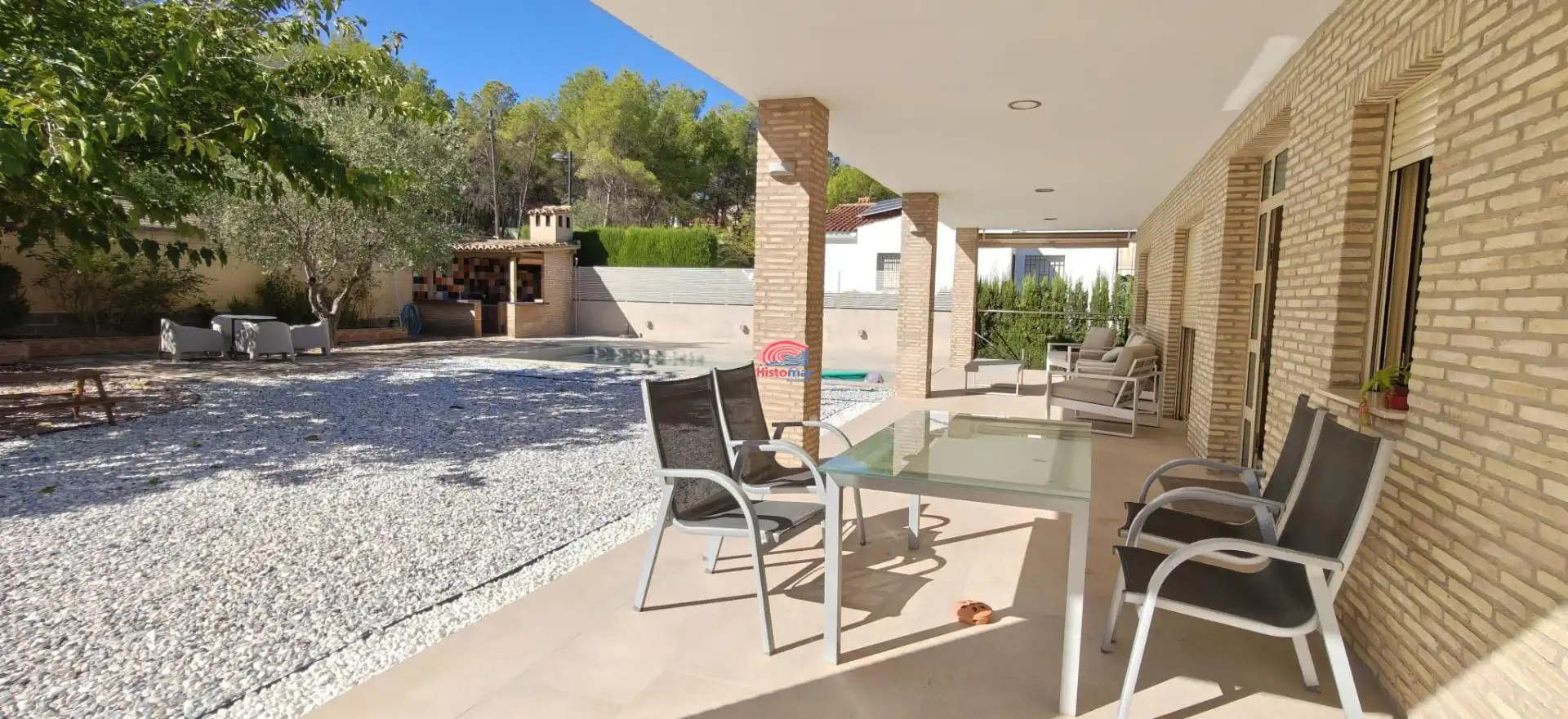 Chalet con piscina en venta en Gilet, imagen 2