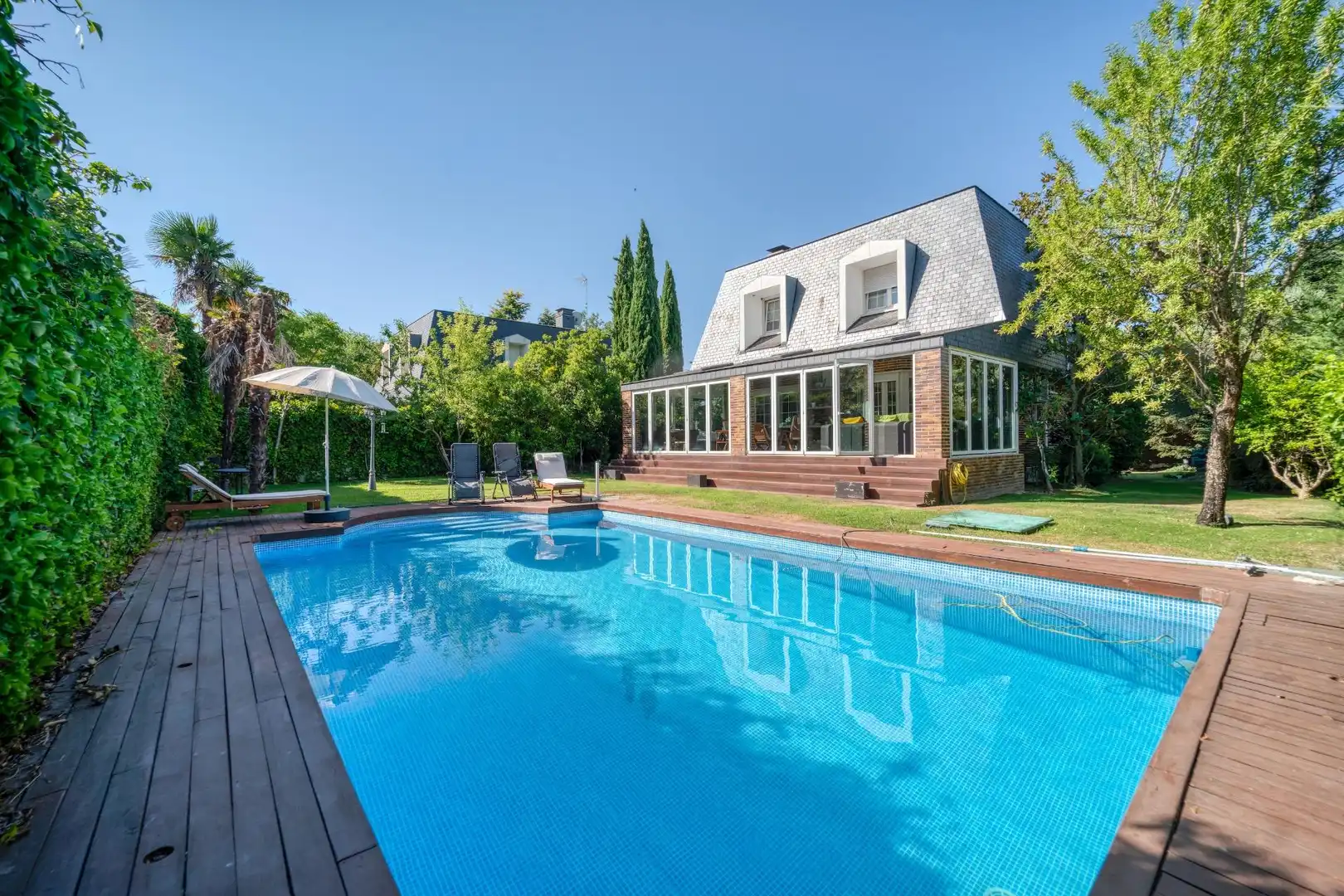Piscina de Casa o chalet de alquiler en Pozuelo de Alarcón con Calefacción, Jardín privado y Terraza