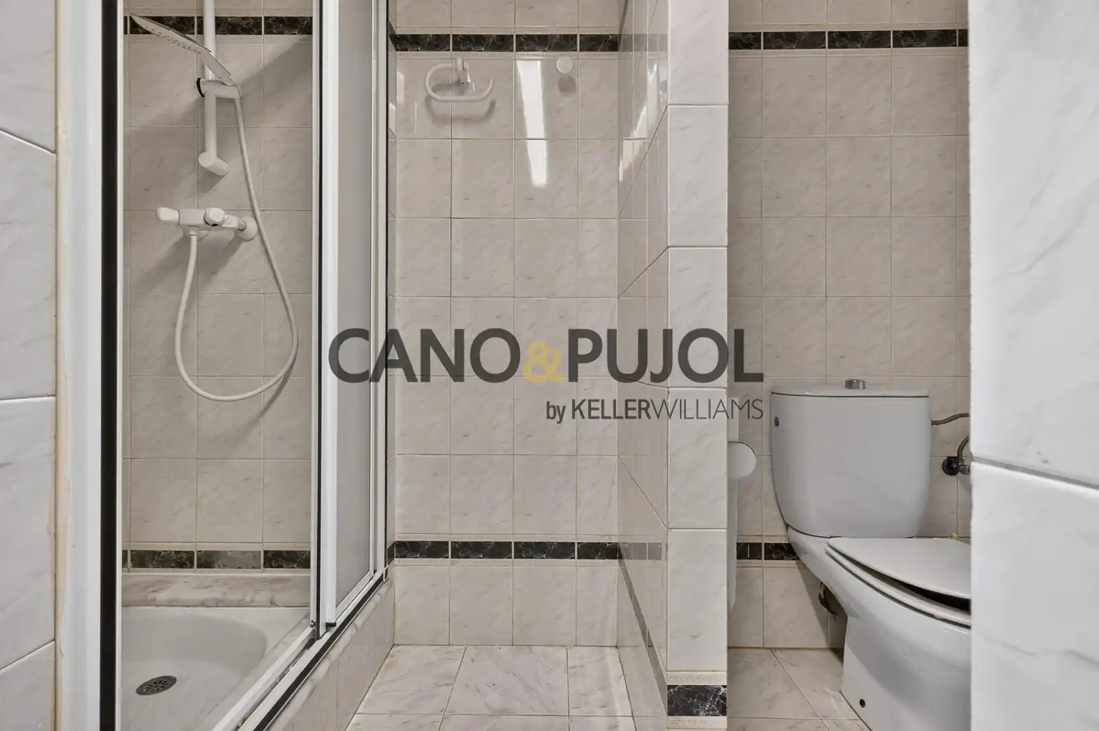 Bany de Casa o xalet en venda en Vilamalla amb Aire condicionat, Calefacció i Moblat