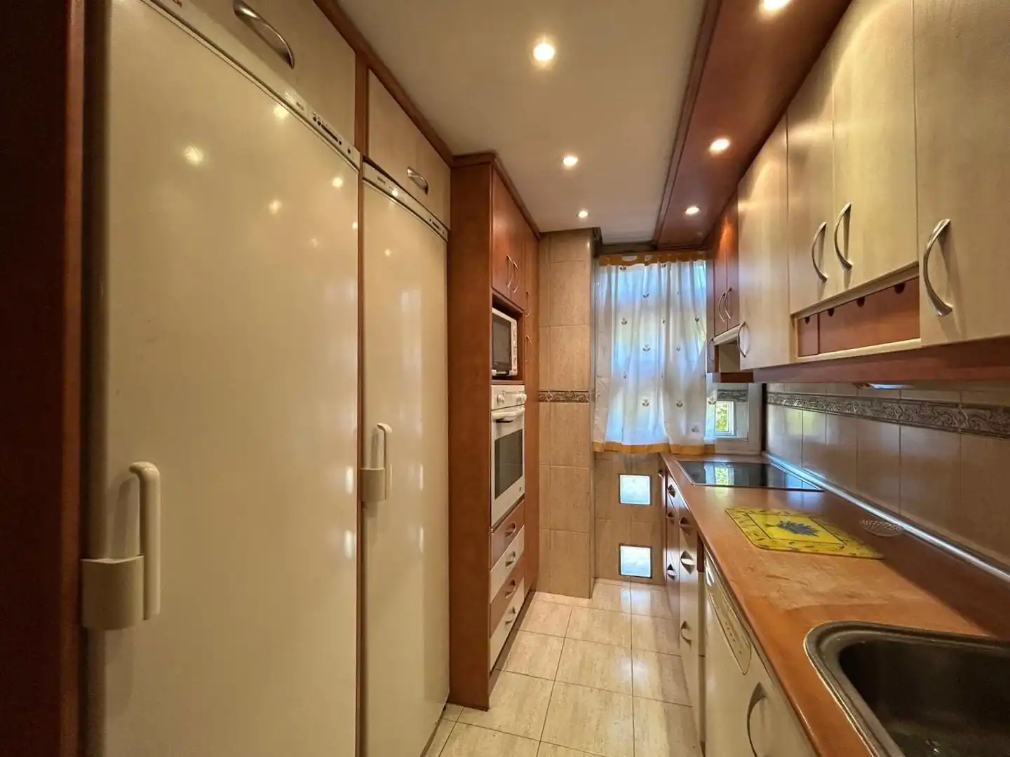 Flat for sale in Avenida FELICIDAD, Los Rosales