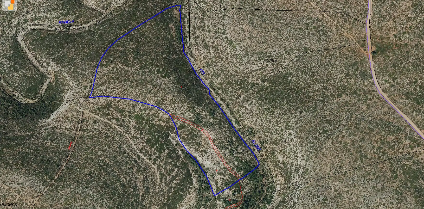 Land for sale in Millares