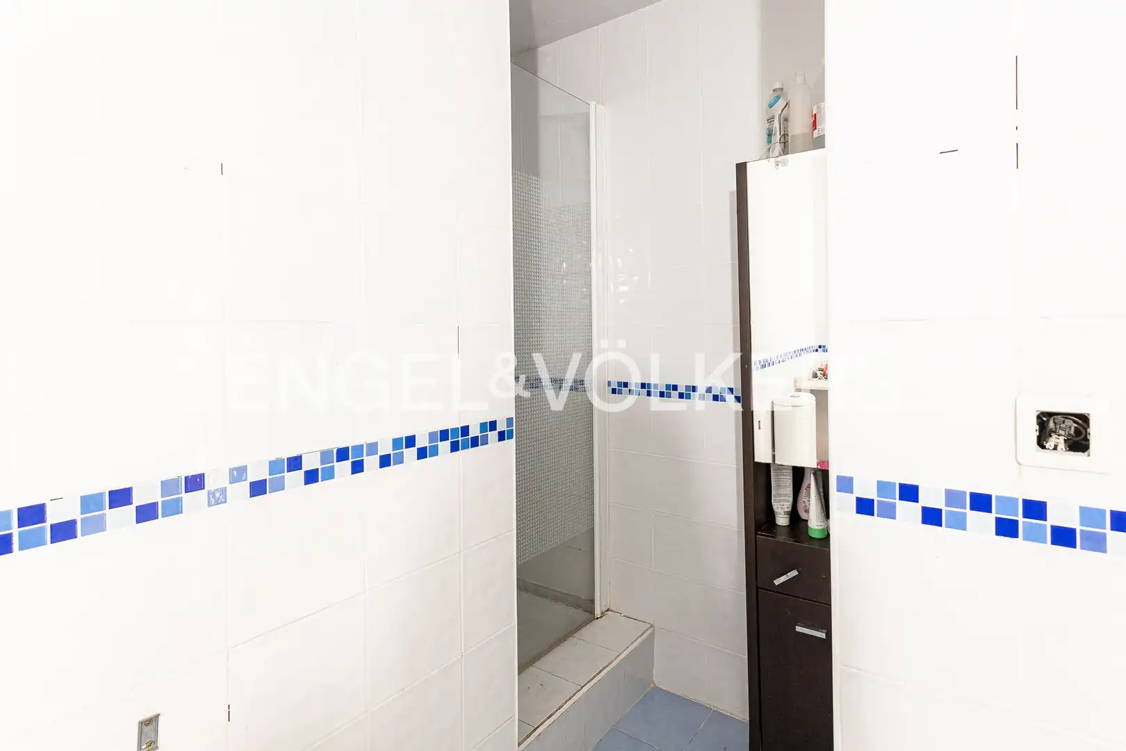 Baño de Casa adosada en venta en Canet de Mar con Aire acondicionado, Calefacción y Jardín privado
