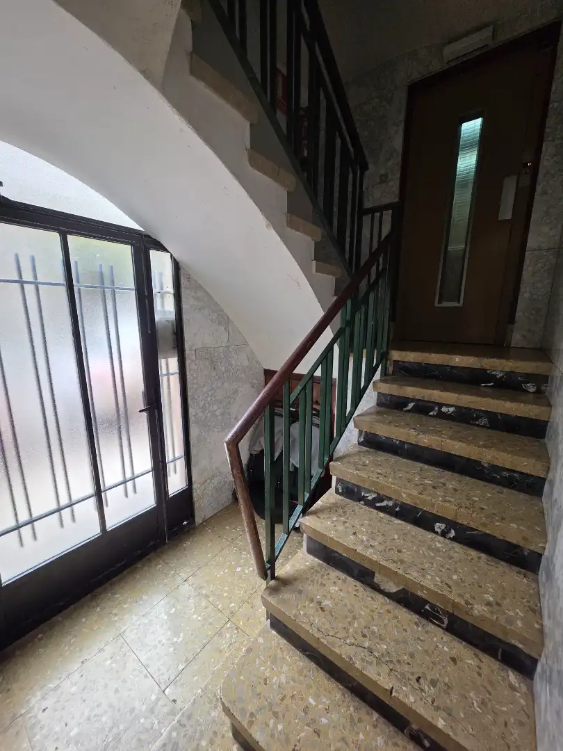 Estudi amb ascensor de lloguer a Carrer d'Els Orfebres Santalinea, imagen 3