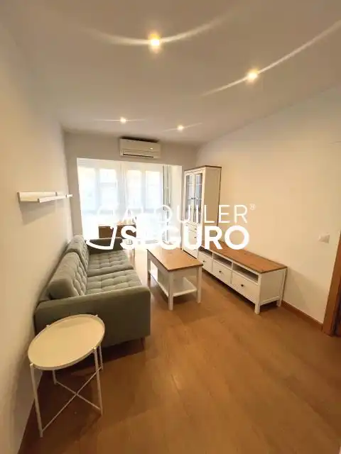 Piso con ascensor en alquiler en de Galicia