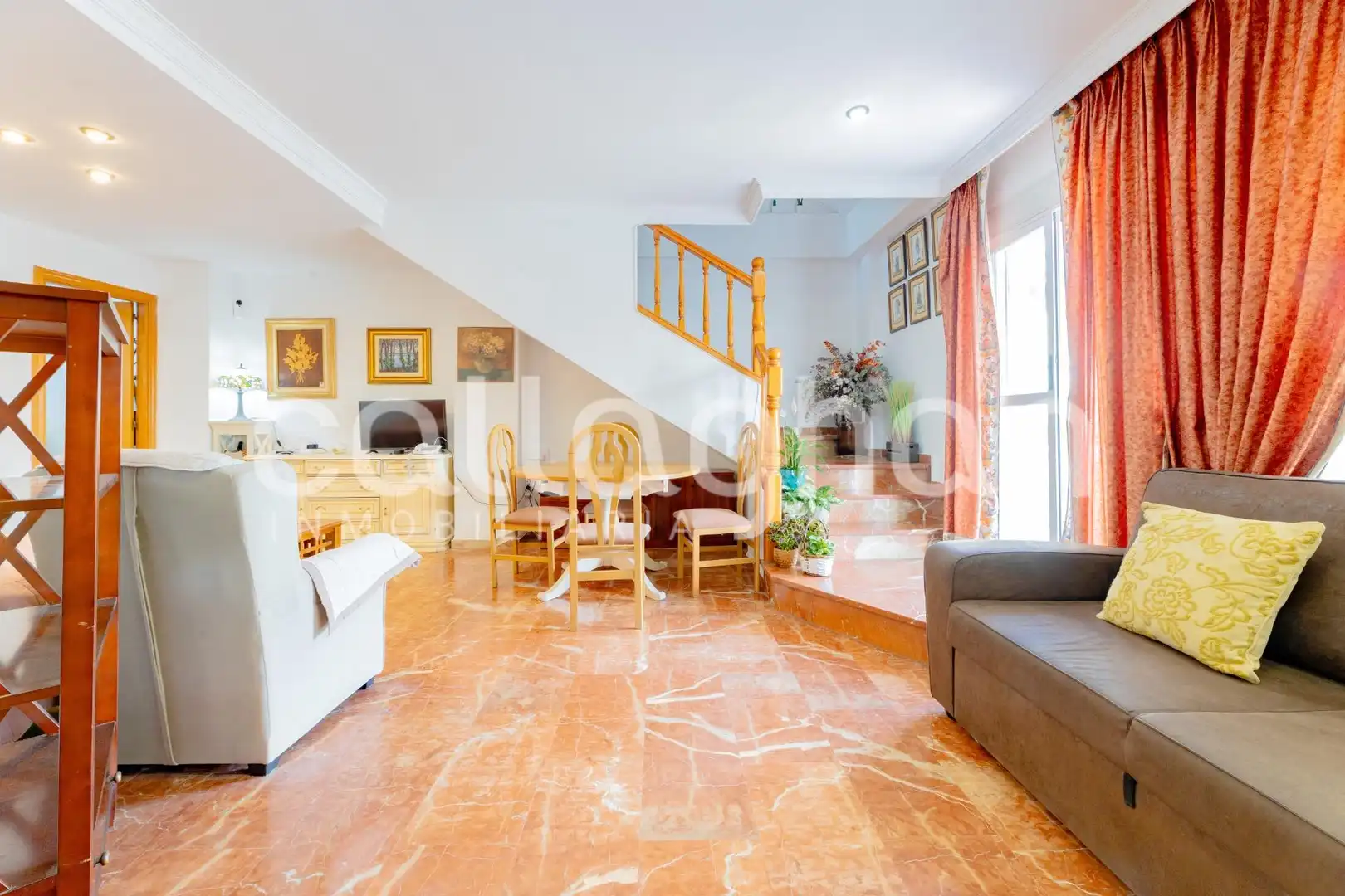 Wohnzimmer von Dachboden zum Verkauf in Valencia mit Klimaanlage, Heizung und Terrasse
