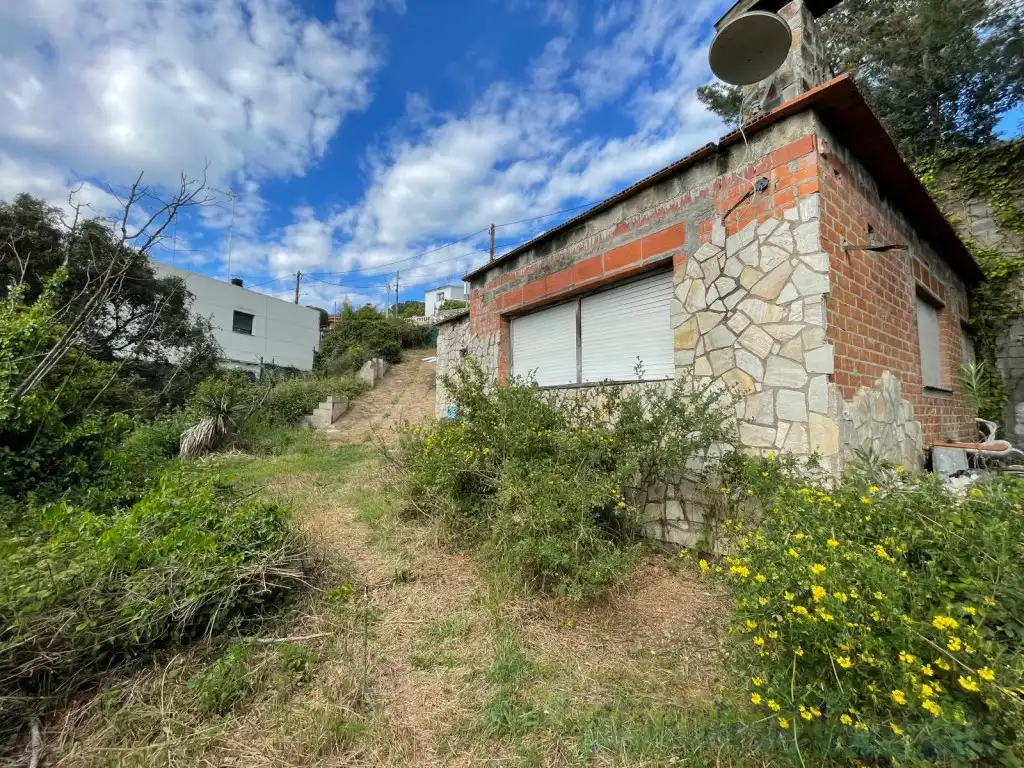 Casa in vendita a Calle Avet