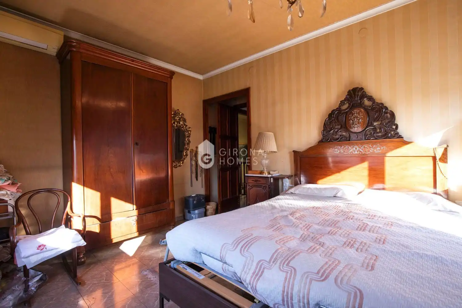 Habitación de Casa o chalet en venta en Girona con Aire acondicionado, Calefacción y Jardín privado