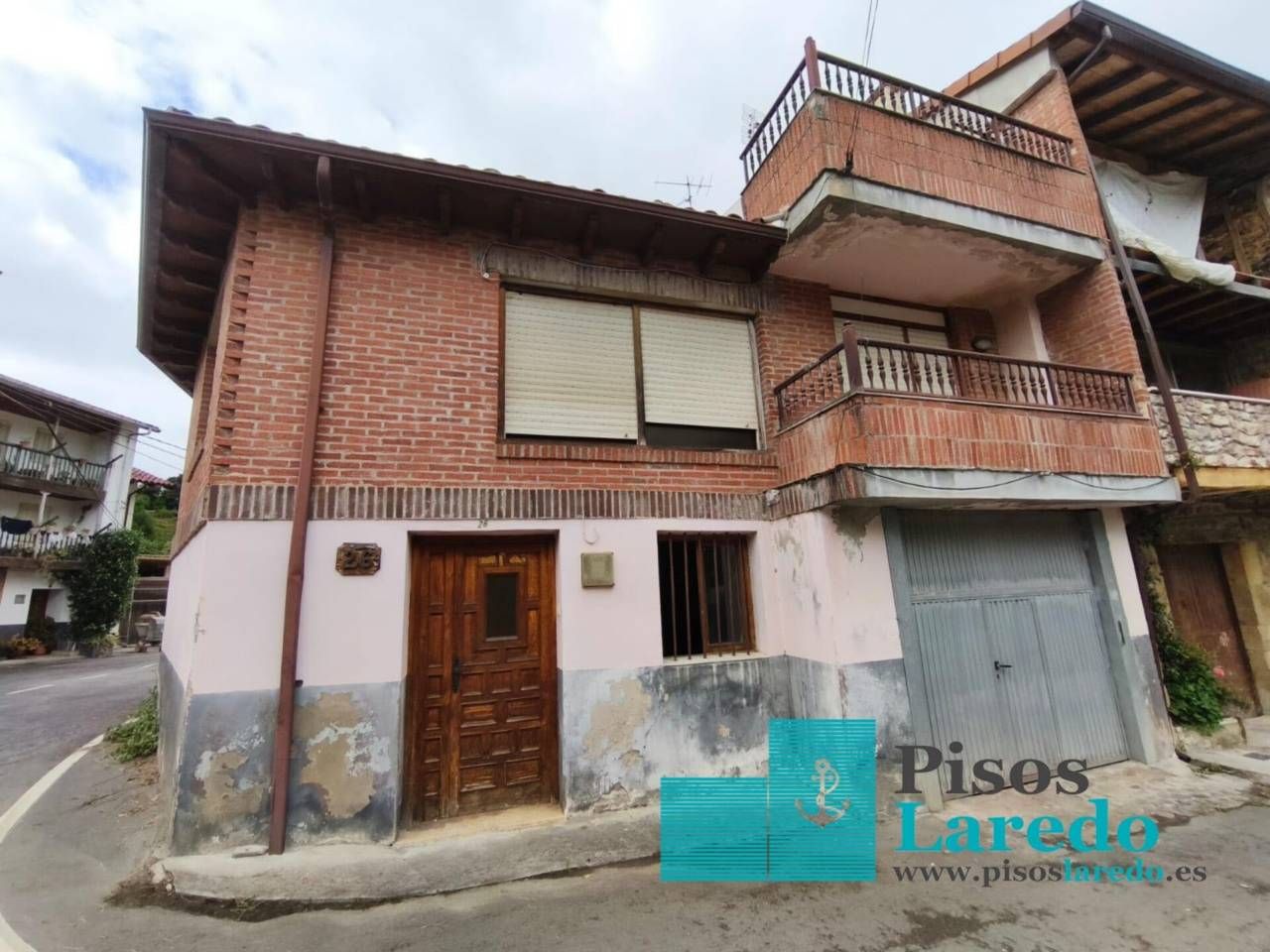 Vista exterior de Casa o chalet en venta en Ampuero con Calefacción, Parquet y Terraza