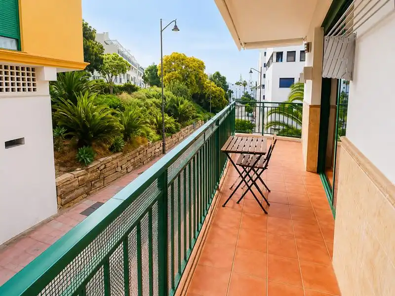 Terraza de Piso en venta en Estepona con Aire acondicionado, Calefacción y Jardín privado