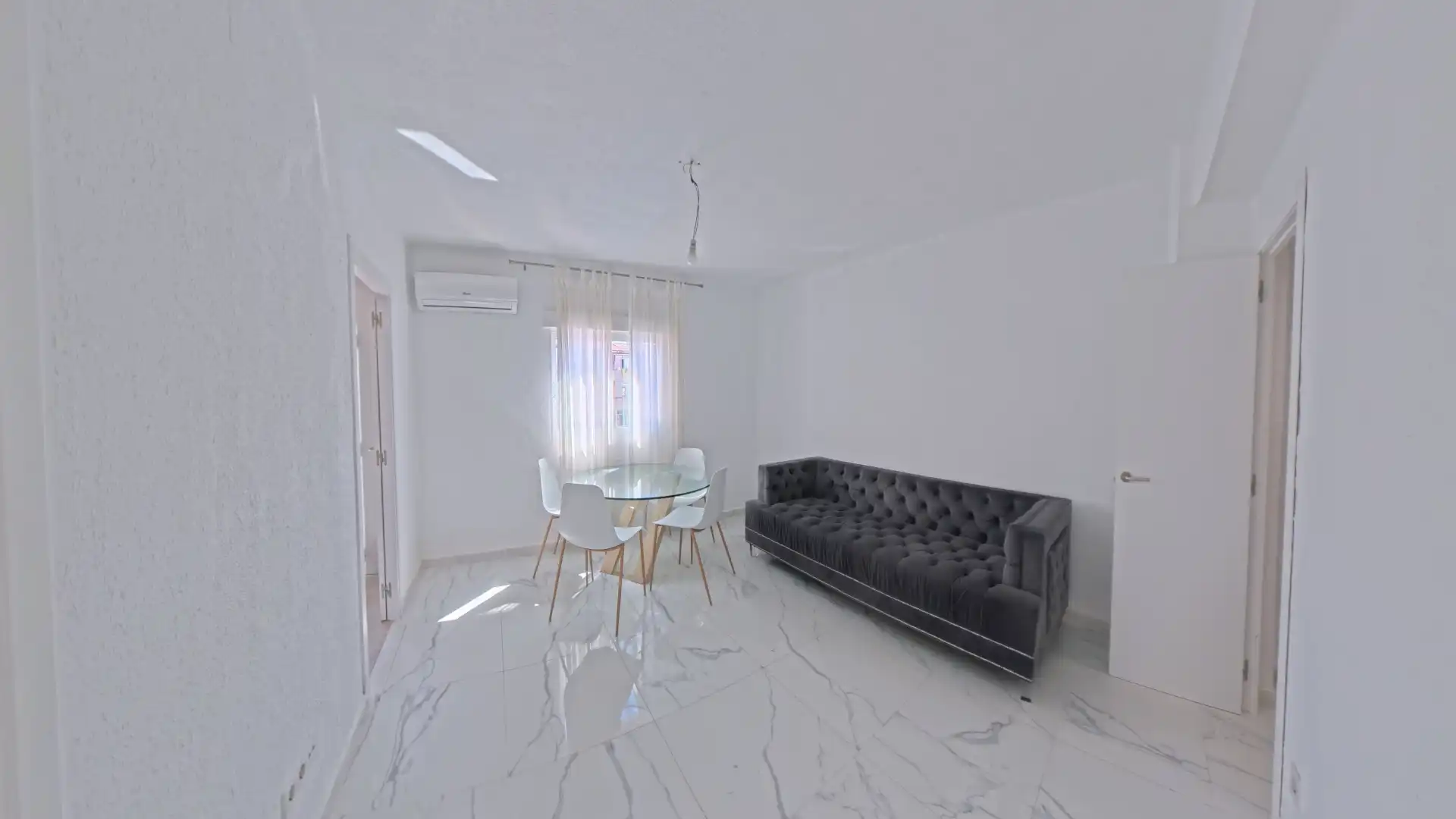 Sala d'estar de Pis en venda en Alicante / Alacant amb Aire condicionat, Calefacció i Terrassa