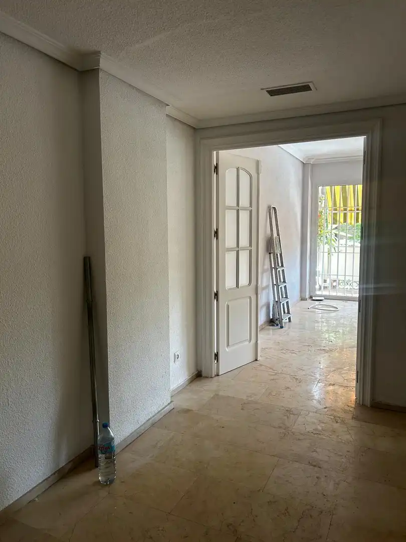 Piso de alquiler en Córdoba con Aire acondicionado, Jardín privado y Piscina comunitaria