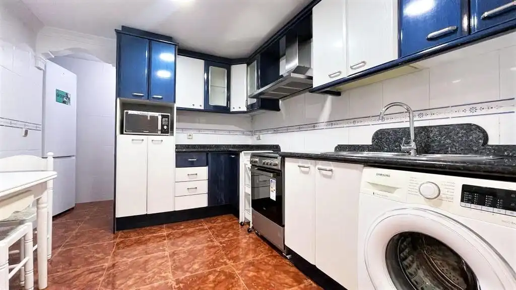 Cocina de Piso para compartir en Elche / Elx con Aire acondicionado y Amueblado