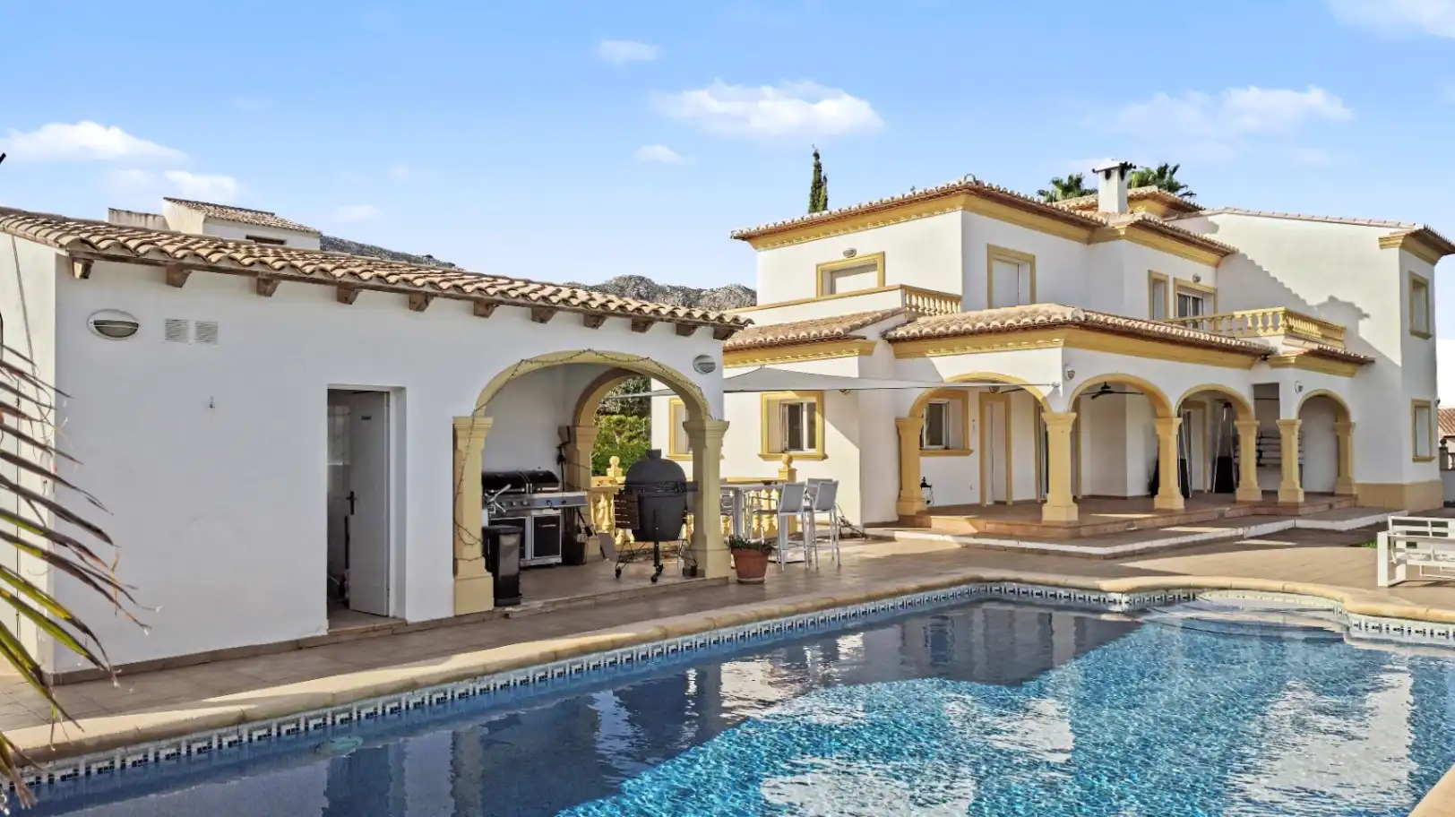 Villa con piscina in vendita a Beniarbeig